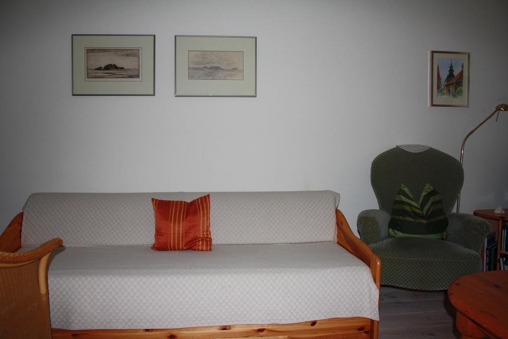 Ferienwohnung Am Mittelburgwall Friedrichstadt Buitenkant foto